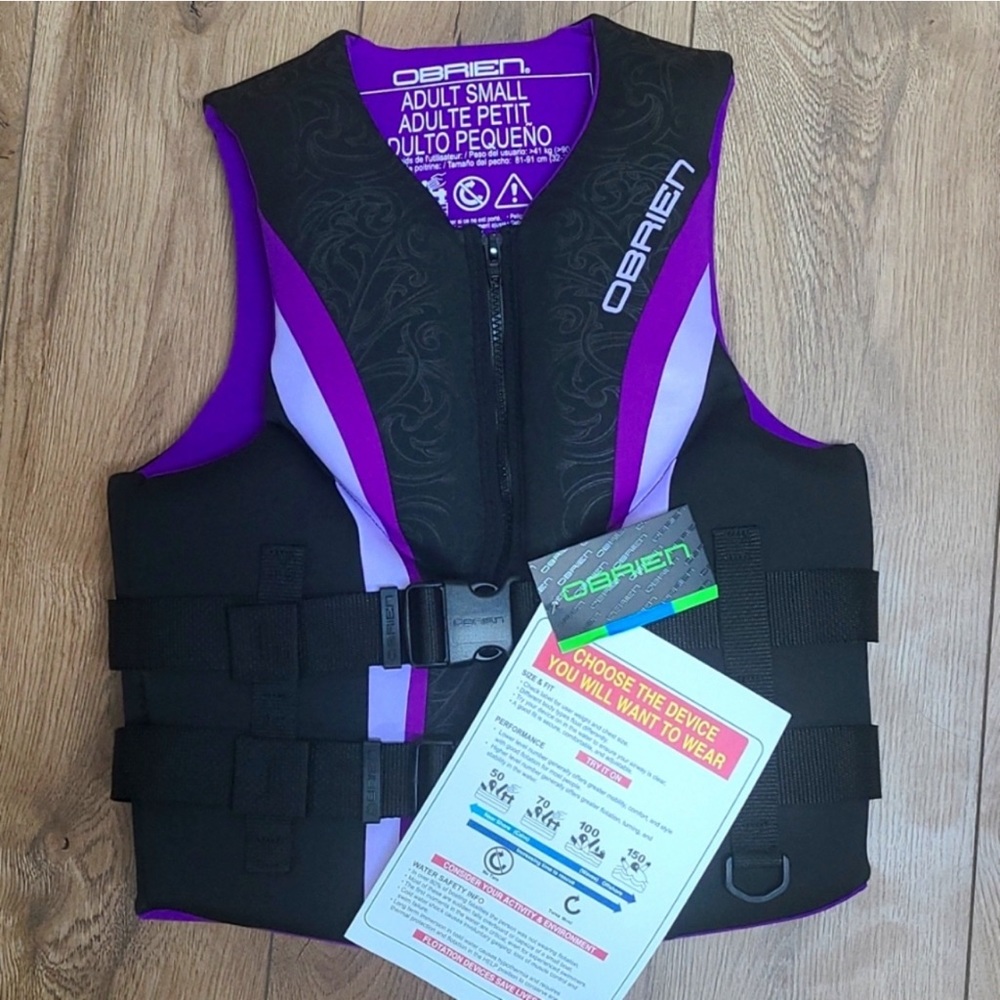 Black & Purple Women’s Life Jacket NWT